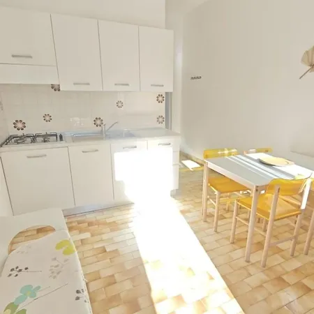 Comfortable Near Διαμέρισμα *
