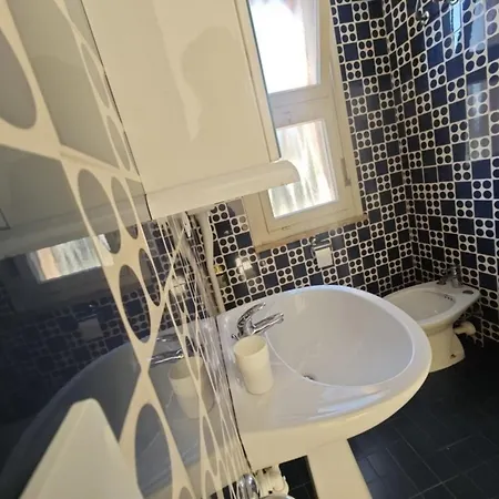 Διαμέρισμα Comfortable Near *